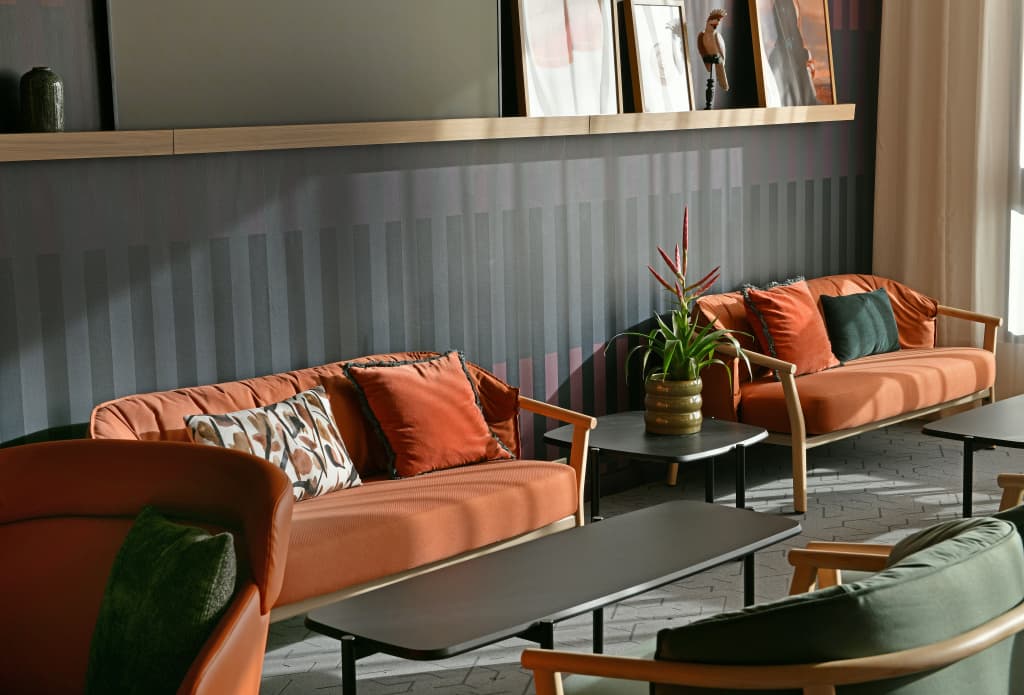 Holiday Inn Reims Centre by IHG (Chambres Rénovées) - Photo 3