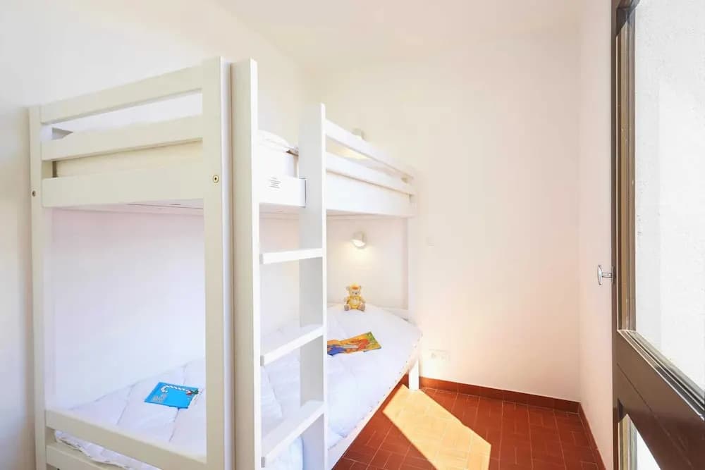 Beautiful Holiday Home in Leucate - Photo 2