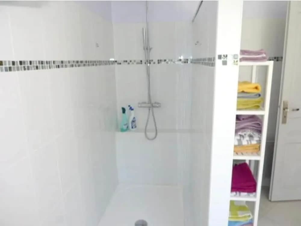 House With 2 Bedrooms in Oletta, With Wonderful sea View, Enclosed Gar - Photo 5
