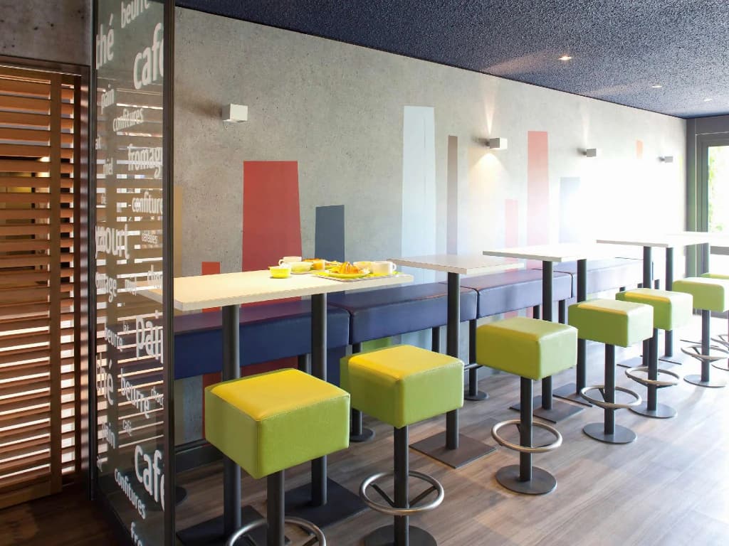 ibis budget Tarbes - Miniature 8