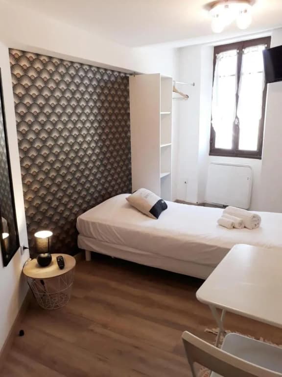 Hôtel Renaissance Martigues - Photo 2