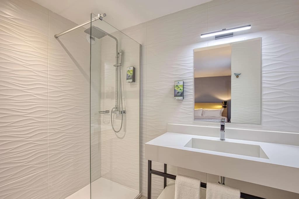 Sure Hotel by Best Western Les Portes de Montauban - Miniature 8