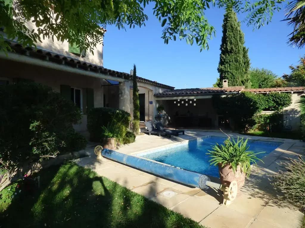 Villa Hydra - Photo 1