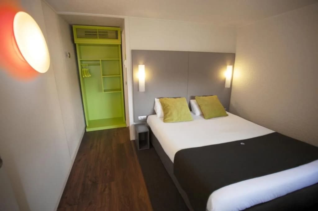 B&B HOTEL Avignon Sud Parc des Expositions - Photo 3