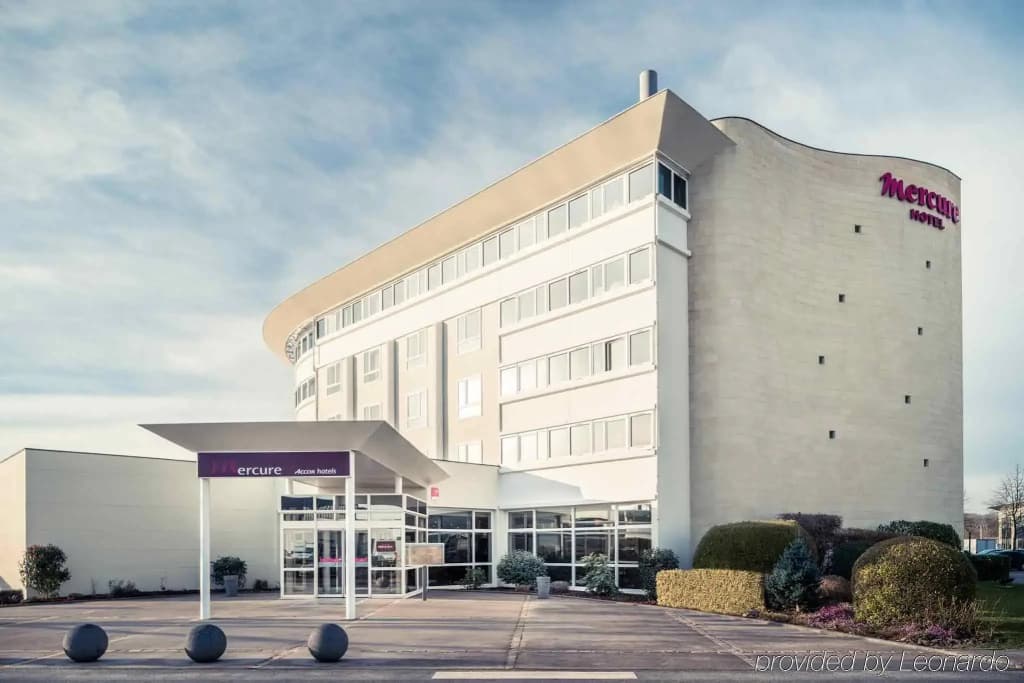 Mercure Compiegne Sud - Photo 1