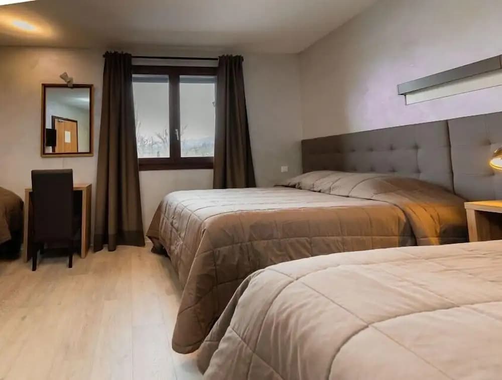 Hotel d'Ornex - Photo 2