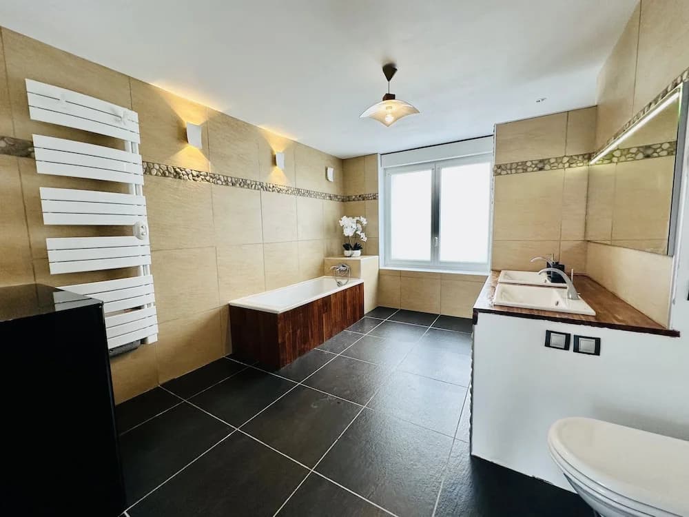 Reims Sherpa Guest House - Miniature 7