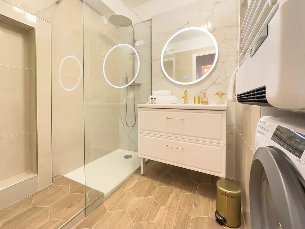 Le Dor in Cannes With 1 Bedrooms and 1 Bathrooms - Miniature 8