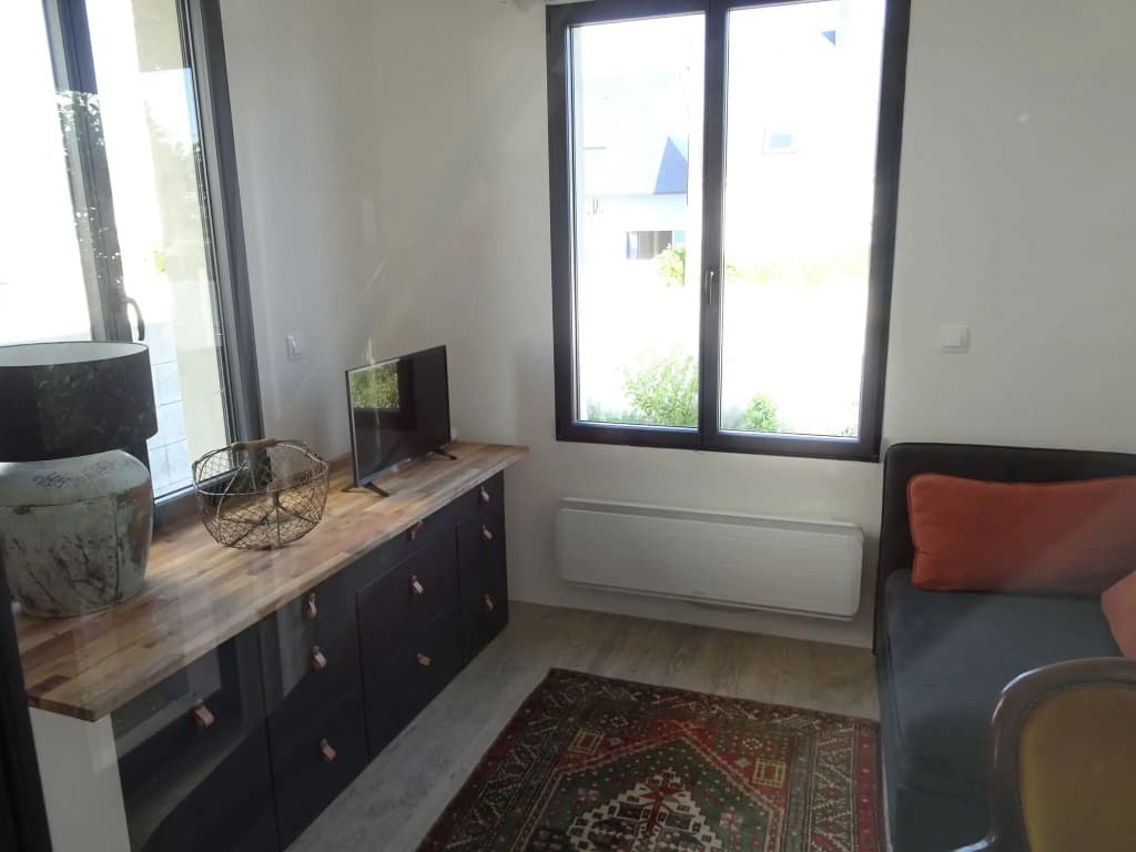 Comfortable Holiday Home 50 m From the sea - Miniature 6