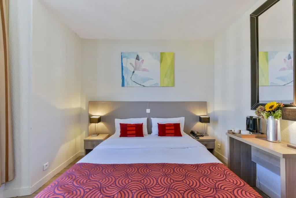 Hotel Bordeaux Clemenceau by HappyCulture - Photo 3
