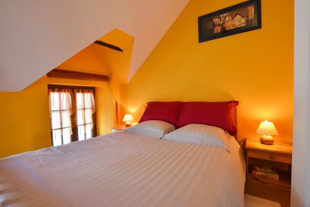Cozy Garden Villa in Bonnemain - Photo 2