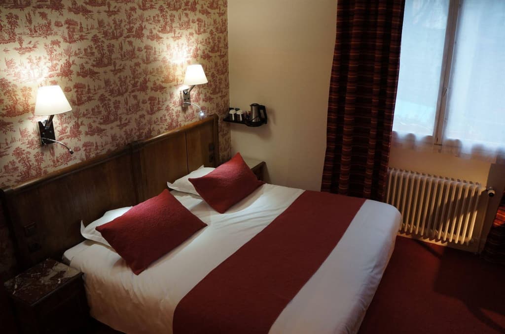 Logis hotels La bonne Adresse - Miniature 6