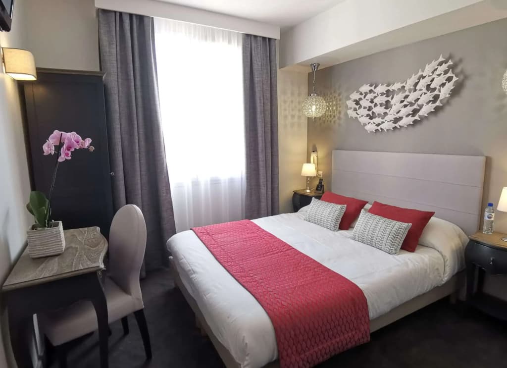 Brit Hotel Acacias - Photo 3