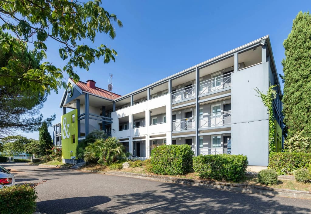 B&B HOTEL Agen - Photo 1