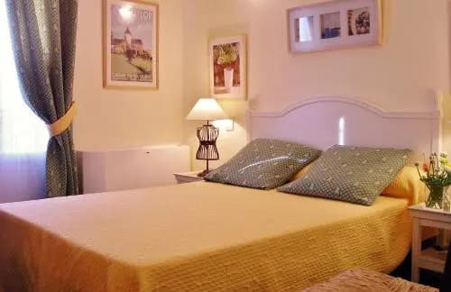Htel Riviera - Photo 1