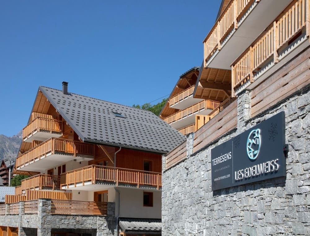Apartment in Serre Chevalier Ski Resort - Photo 1