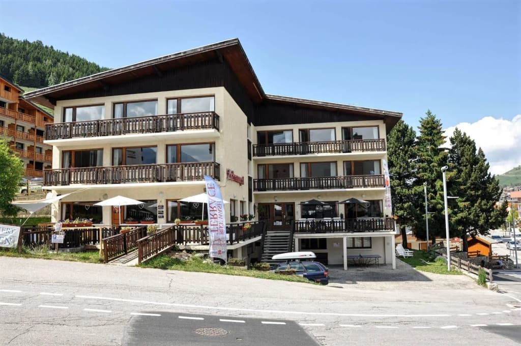 Hotel Le Provençal - Photo 1