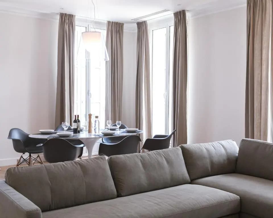 Appartement T4 cours de l'intendance - Photo 2