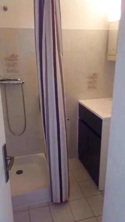 Studio de 27 m² + 70 m² de jardin à 100 m des plages - Photo 4