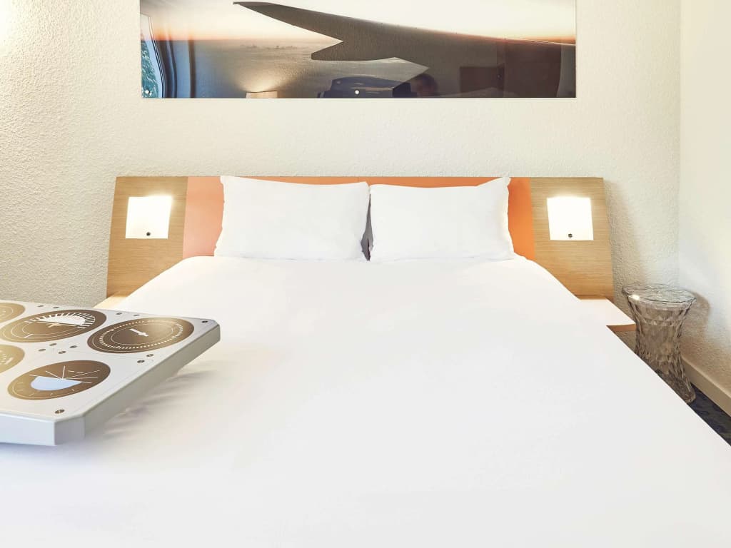 ibis Styles Marseille Provence Aéroport - Miniature 6