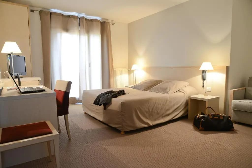 Hôtel Rolland - Miniature 6