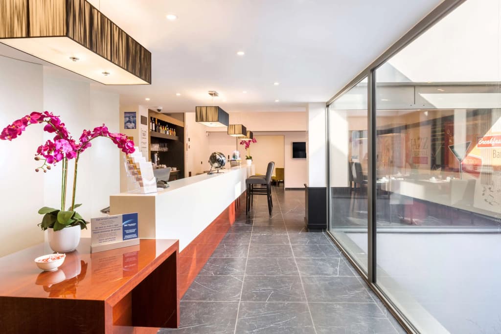 Best Western Hotel Journel Paris Sud - Photo 2
