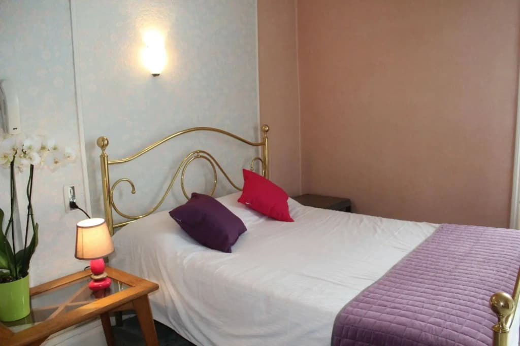 Enzo Hotels Contrexéville - Miniature 6