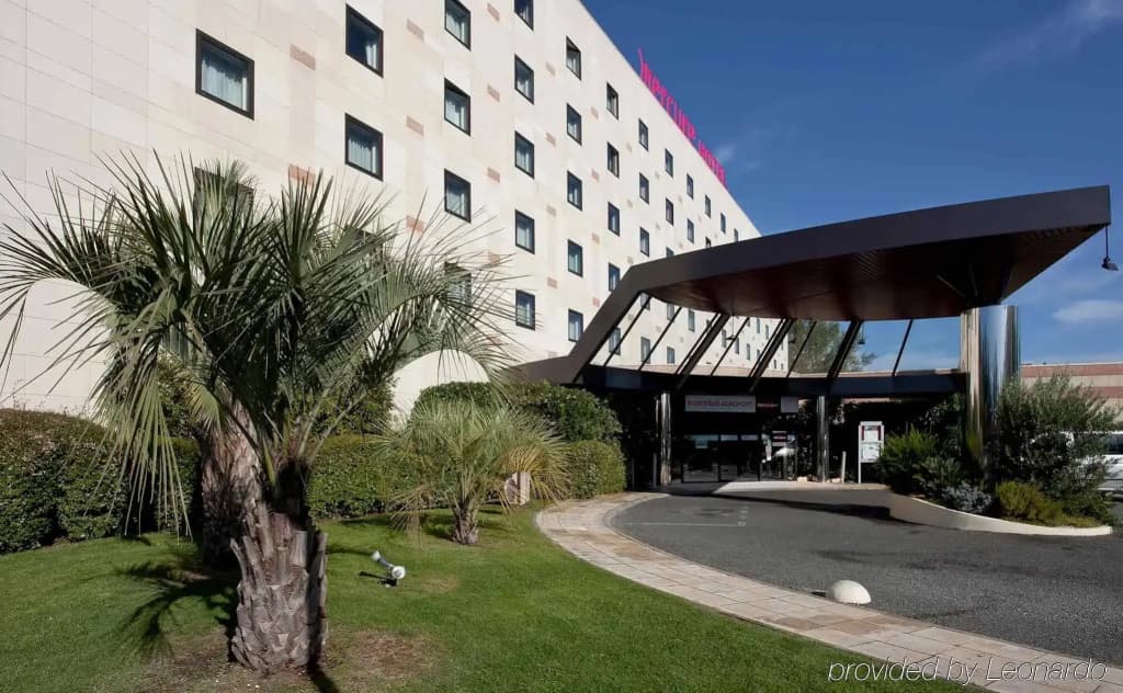 Mercure Bordeaux Aeroport - Photo 1