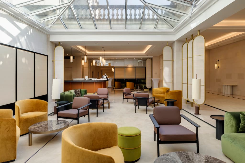 InterContinental Chantilly Chateau Mont Royal by IHG - Photo 2