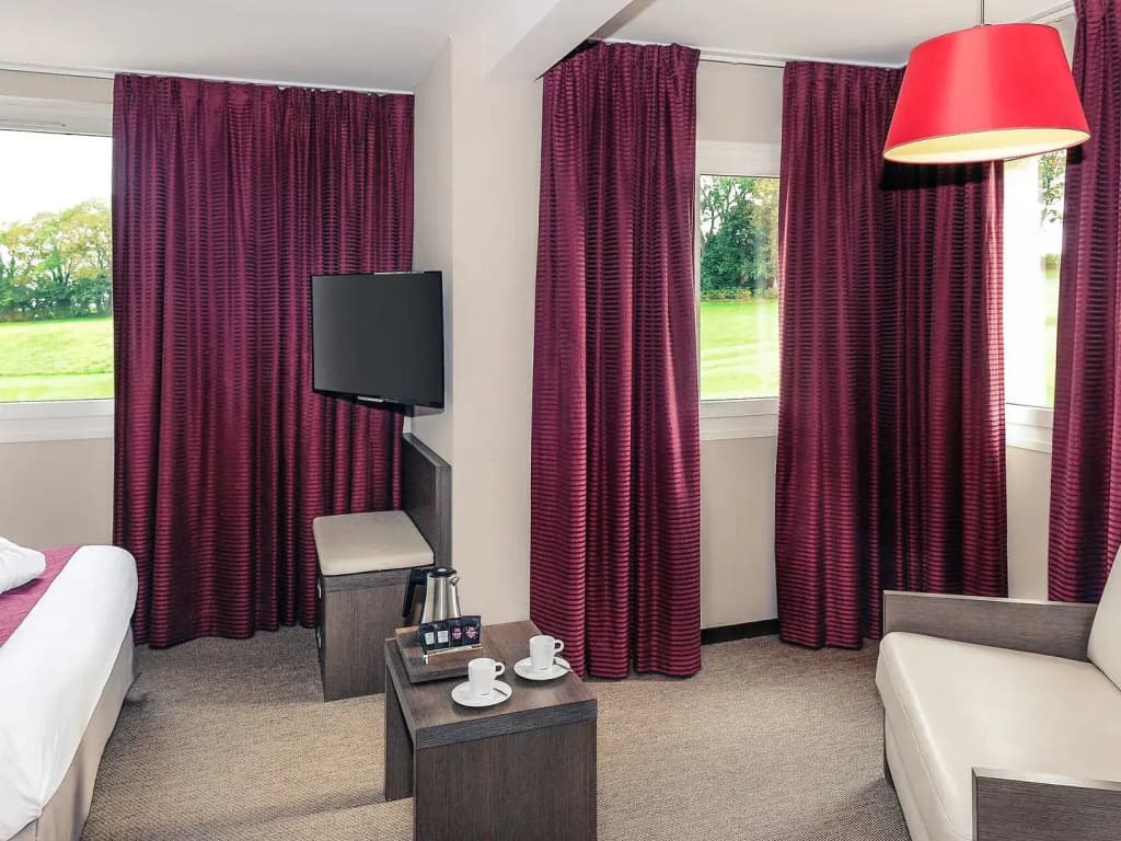 Hotel Mercure Omaha Beach - Photo 5