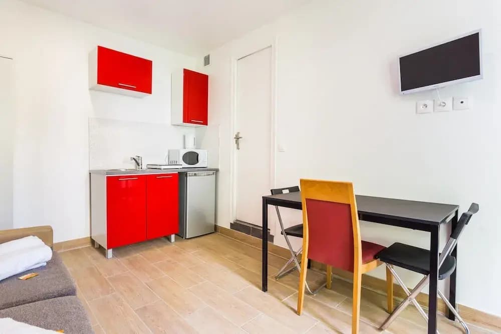 Cosy Studio for 2 Persons - Malakoff - Miniature 8