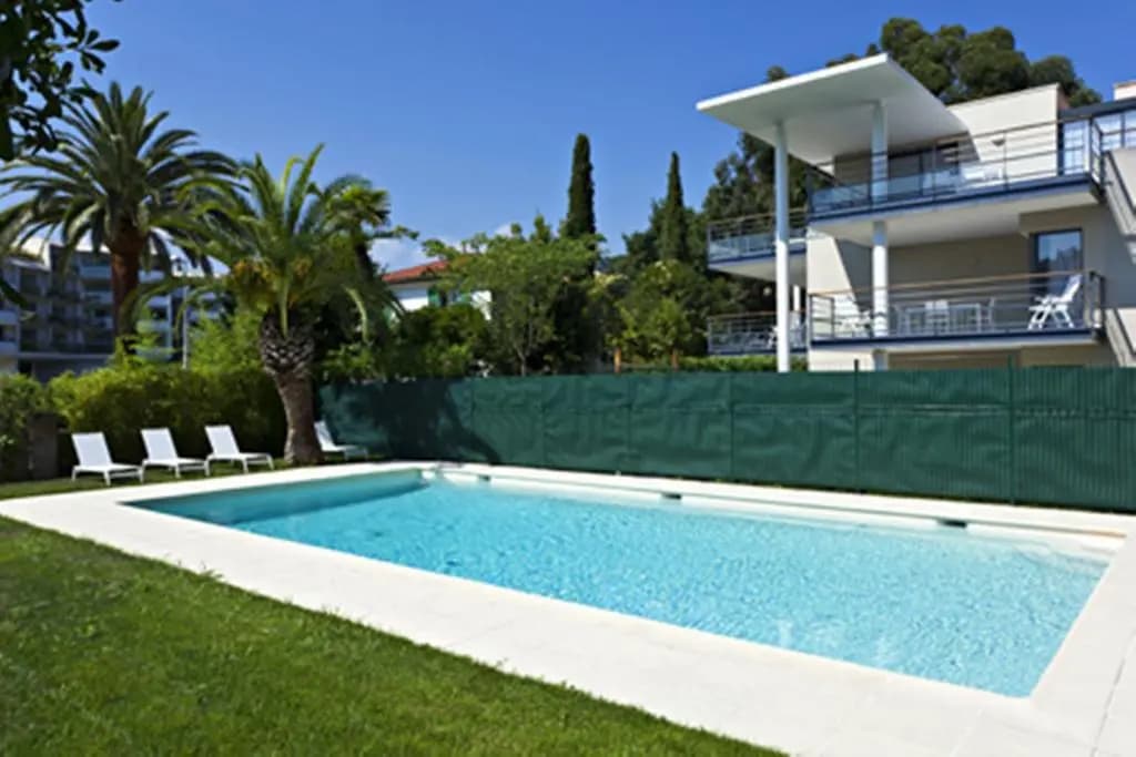 Arthur Properties Montfleury - Miniature 8