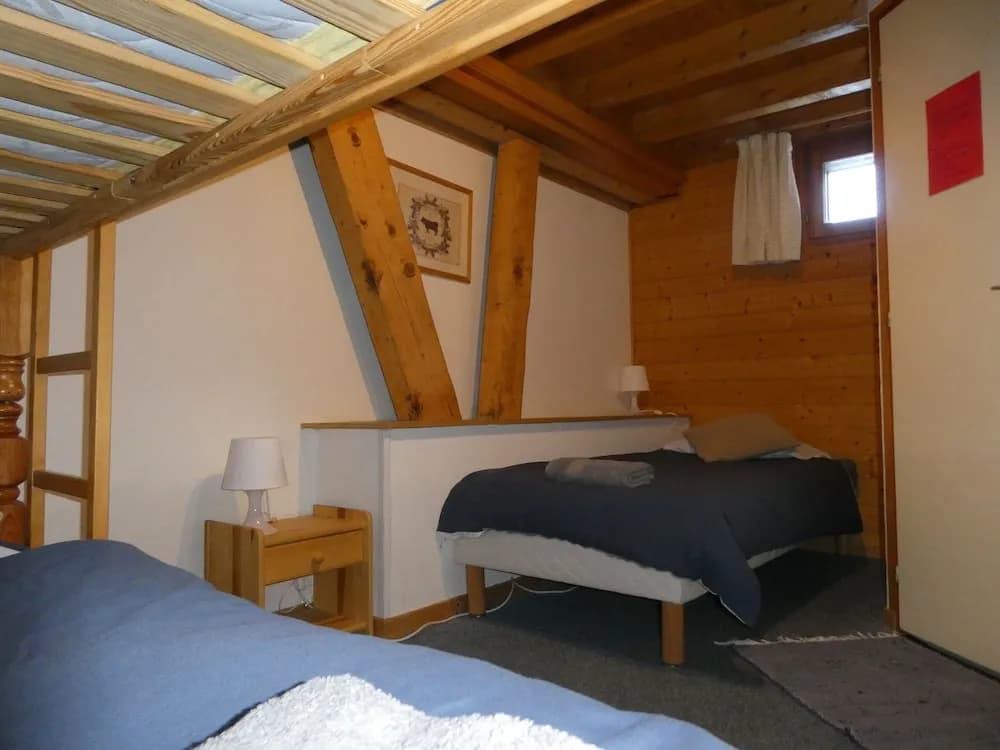Central Hostel Châtel - Miniature 6