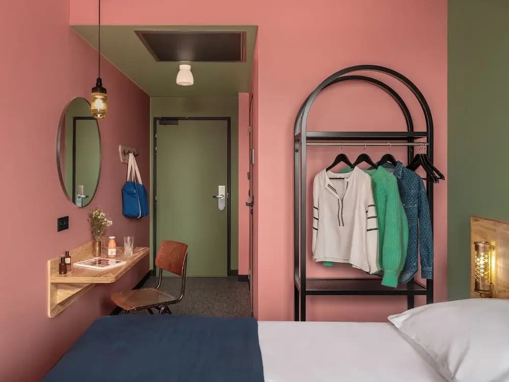 Eklo Hotels Nantes City center - Île de Nantes - Photo 3