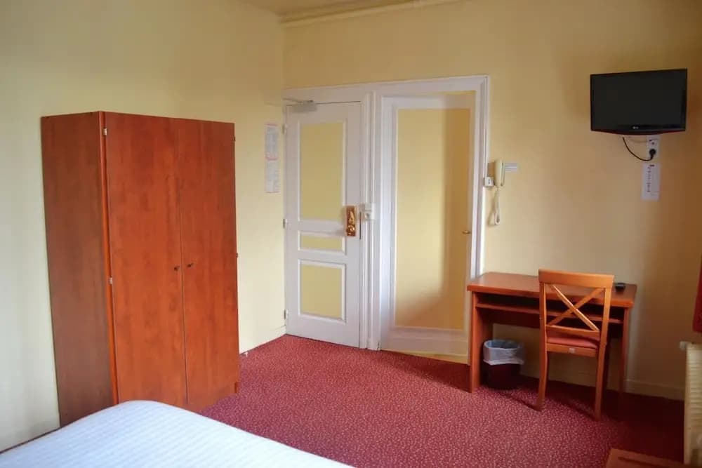 Grand Hôtel De La Gare - Photo 3