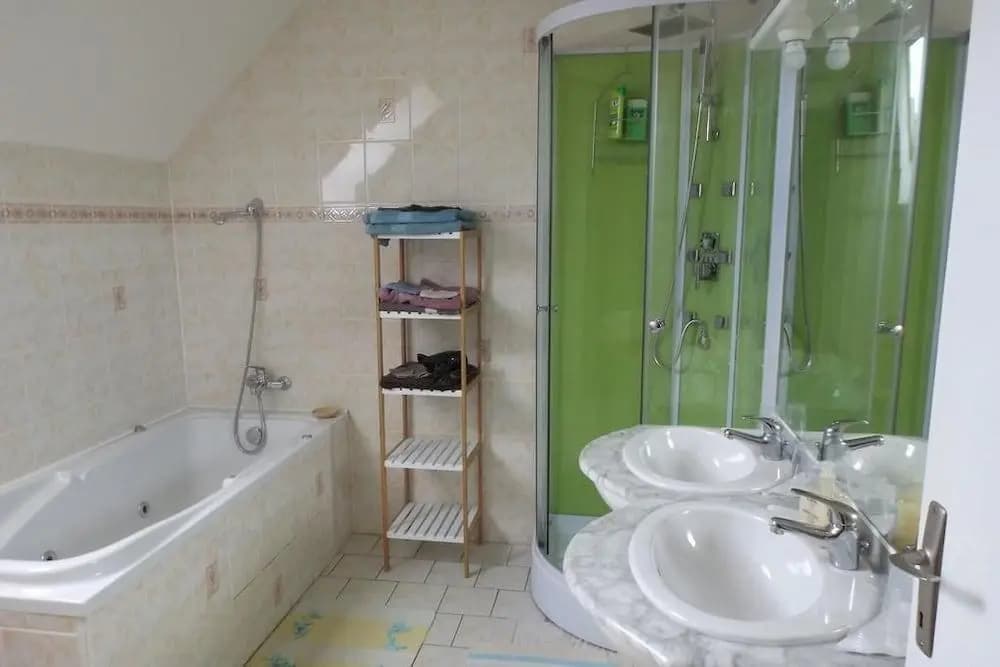 Chambres d'hôtes Les Salles - Miniature 8