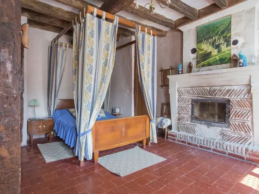 A Cave House With a Historic Charm - Photo 3