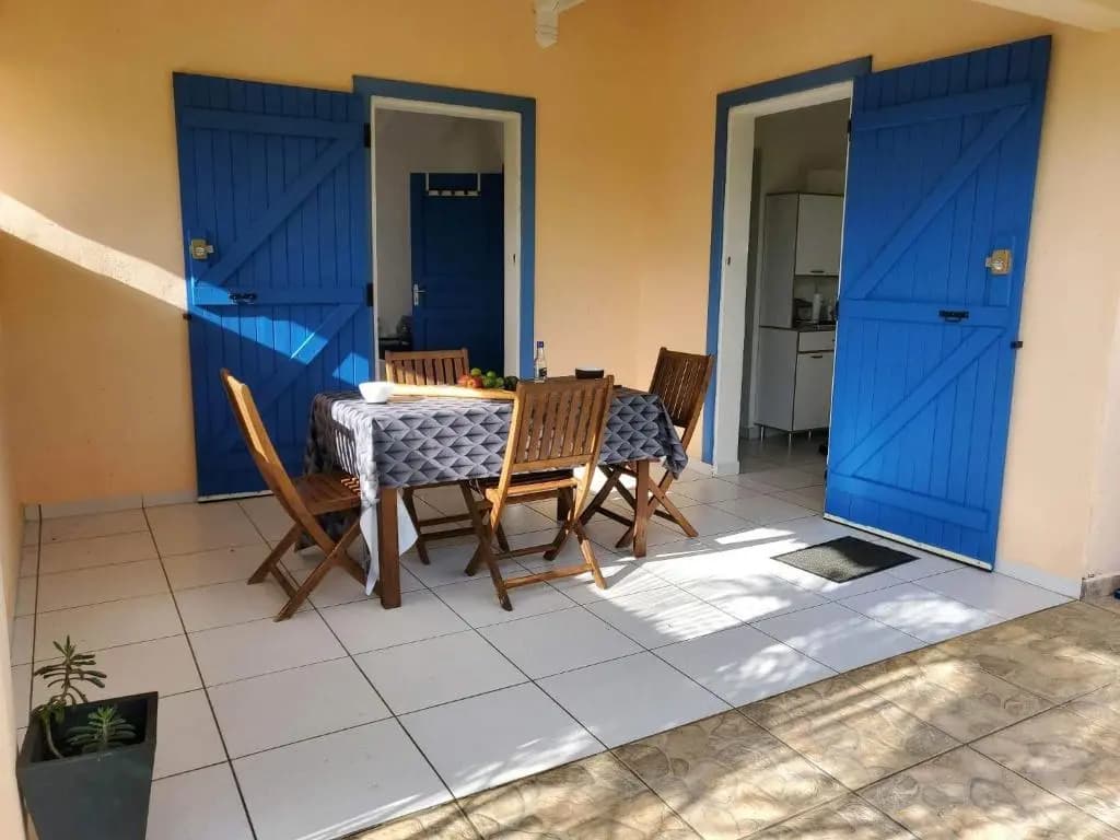 Bel appartement t2 avec vue sur palmier et mer - Photo 4