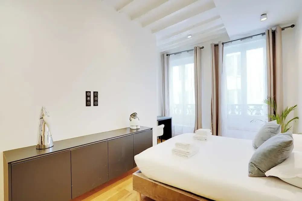 Stunning Apartment - 4br/8p - Mail - Miniature 6