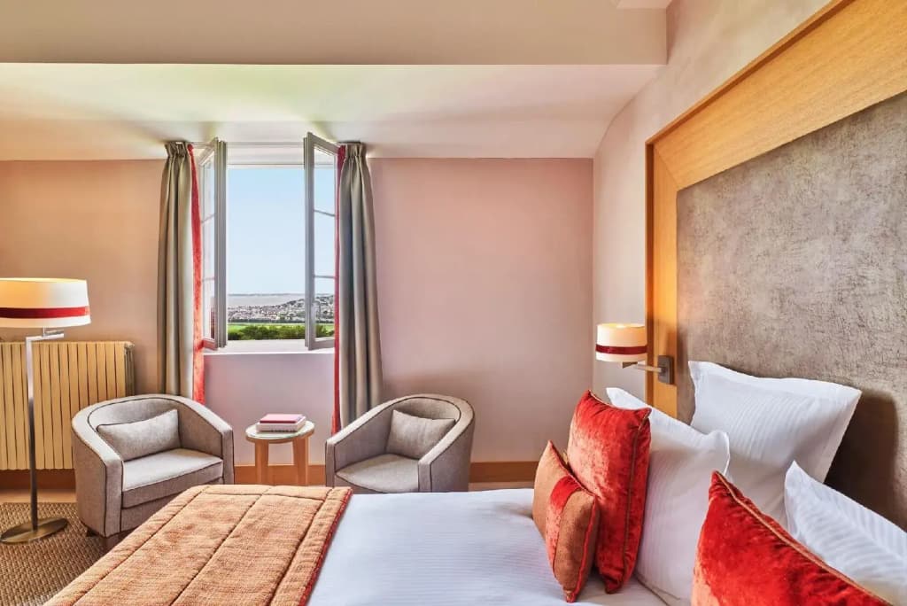 Hôtel Barrière L'Hôtel du Golf Deauville - Photo 2