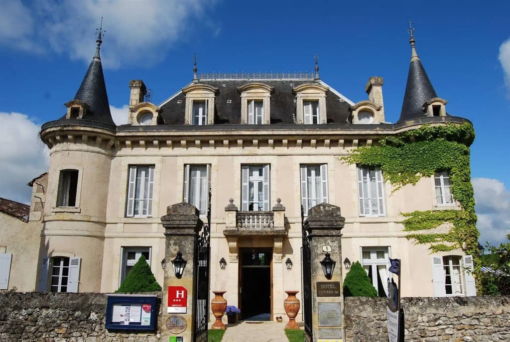 Château Hôtel Edward 1er - Photo 1