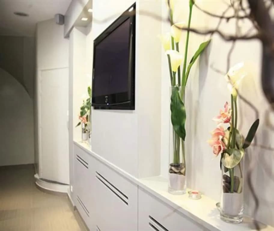 Nemours Hotel - Photo 5