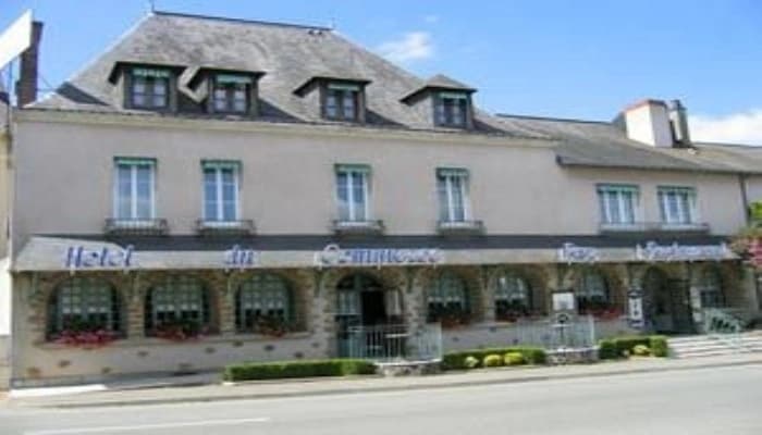 Hotel The Originals du Commerce Laval Est (ex Inter-Hotel) - Photo 1