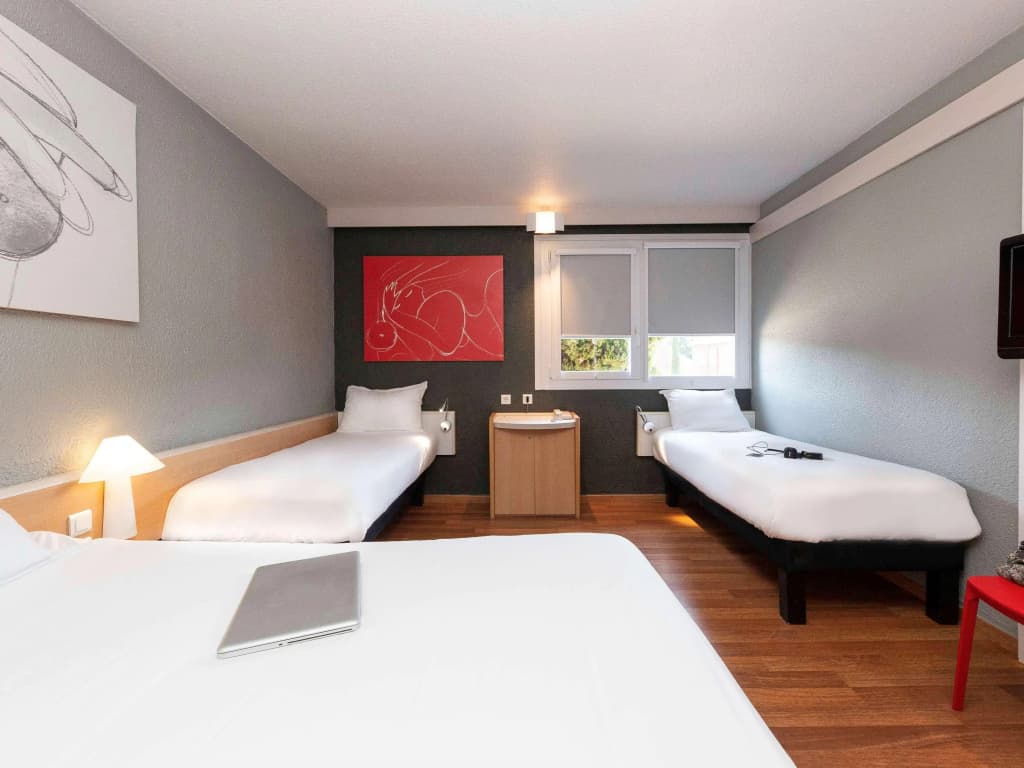 ibis Montelimar Nord - Photo 3