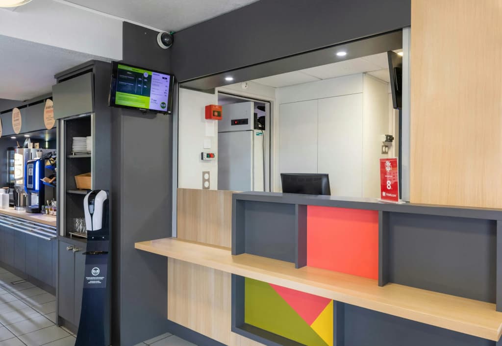 B&B HOTEL Agen - Photo 2