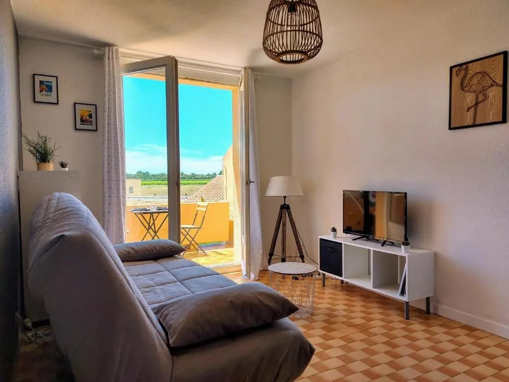 Coquet studio avec belle terrasse - Photo 2