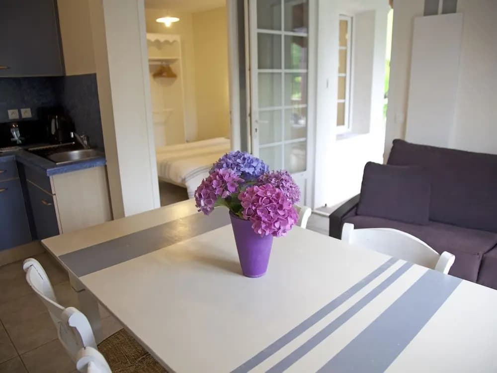 Colorful Apartment in Basque Style in a Green Environment - Photo 3