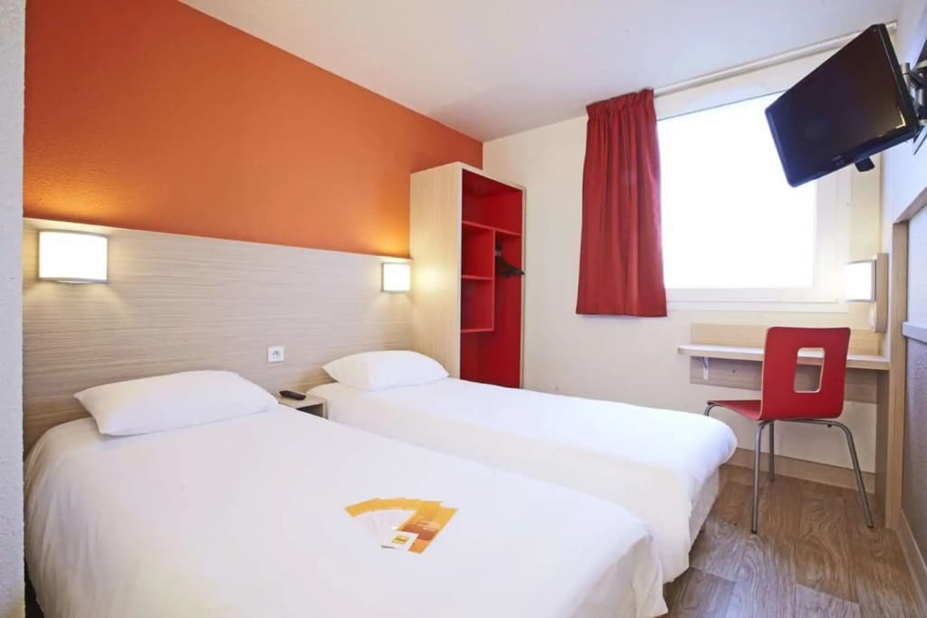 B&B HOTEL Lyon Aéroport Saint-Quentin-Fallavier - Miniature 6