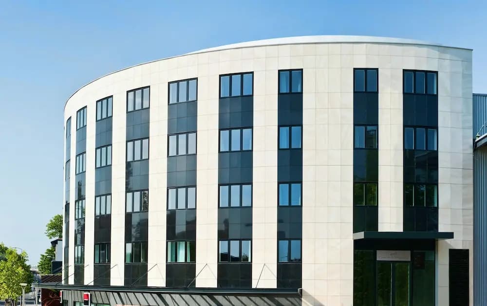 Ténéo Apparthotel Talence - Arthéna - Photo 1