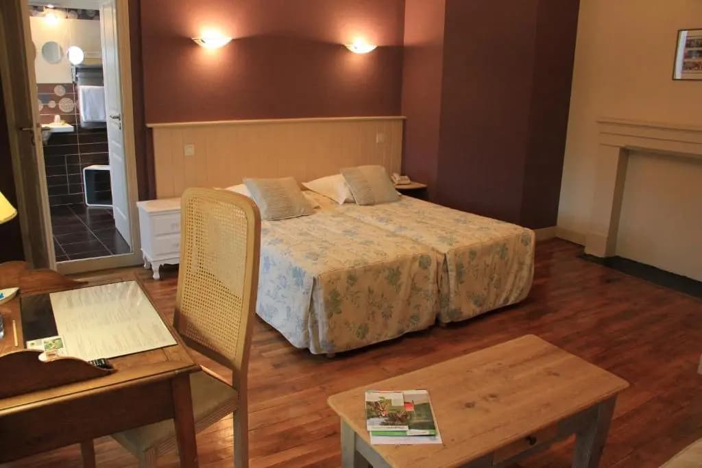 Chambres d'hôtes L'AMPHITRYON - Photo 3